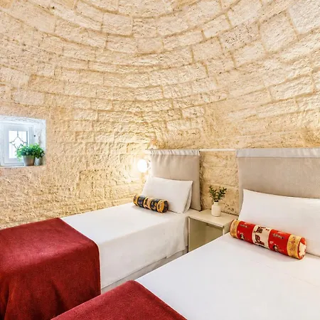 Trulli Nigri Holidays With Private Swimming Pool
